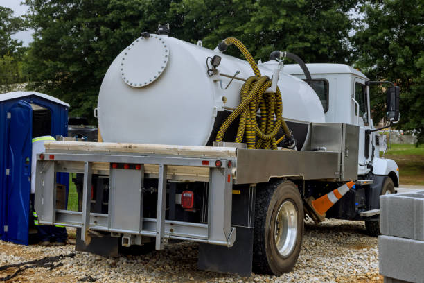 Porta potty delivery and setup in Plaquemine, LA